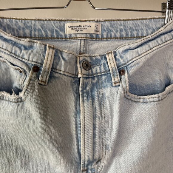 Abercrombie & Fitch 90s Mid Rise Straight Jeans | Light Wash Thick Denim 27 / 4R - Picture 8 of 12